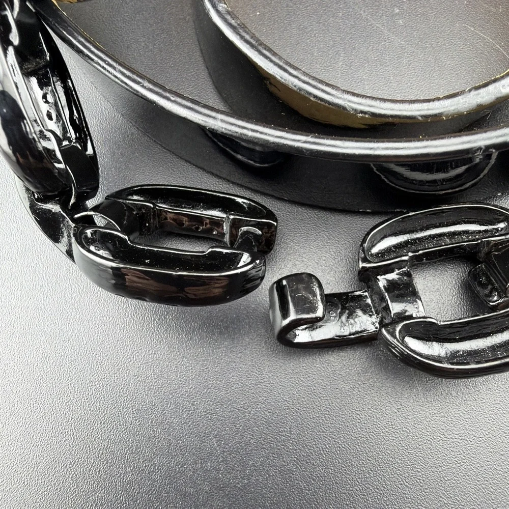 Chicos Belt Size S/M Black Chain Link Black Adjustable‎ Hook Close Leather Back